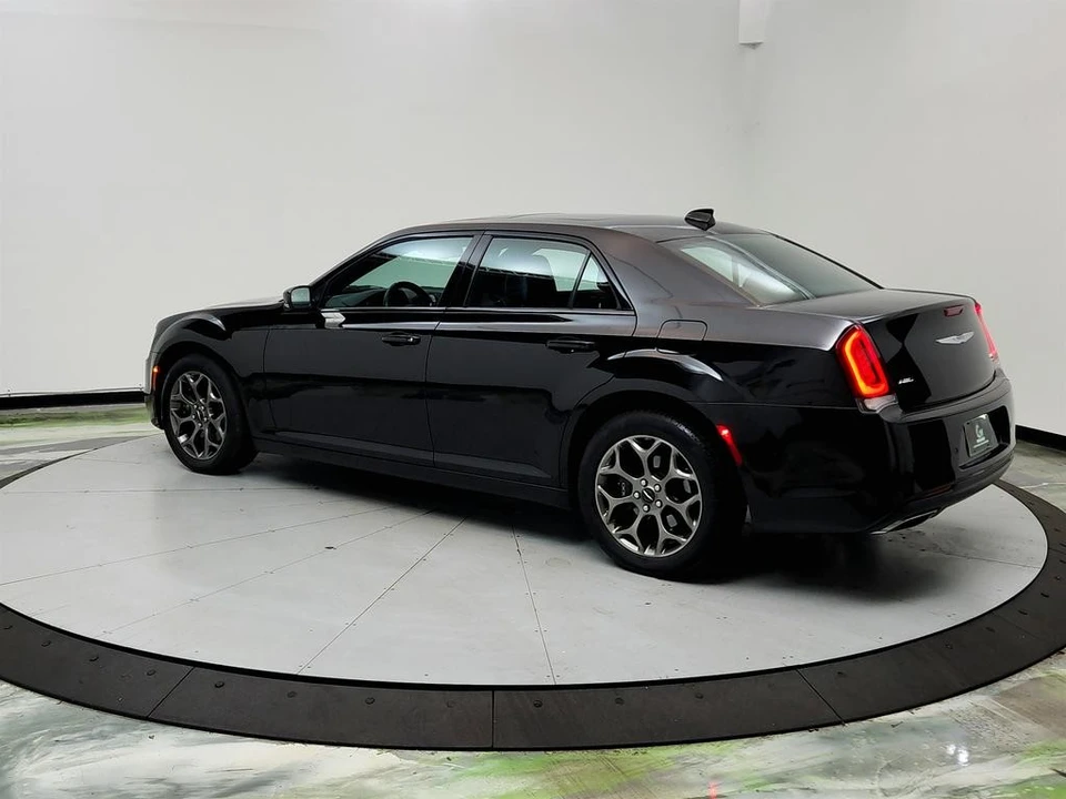 2015 Chrysler 300 (2005-2023) - Image 7 of 12
