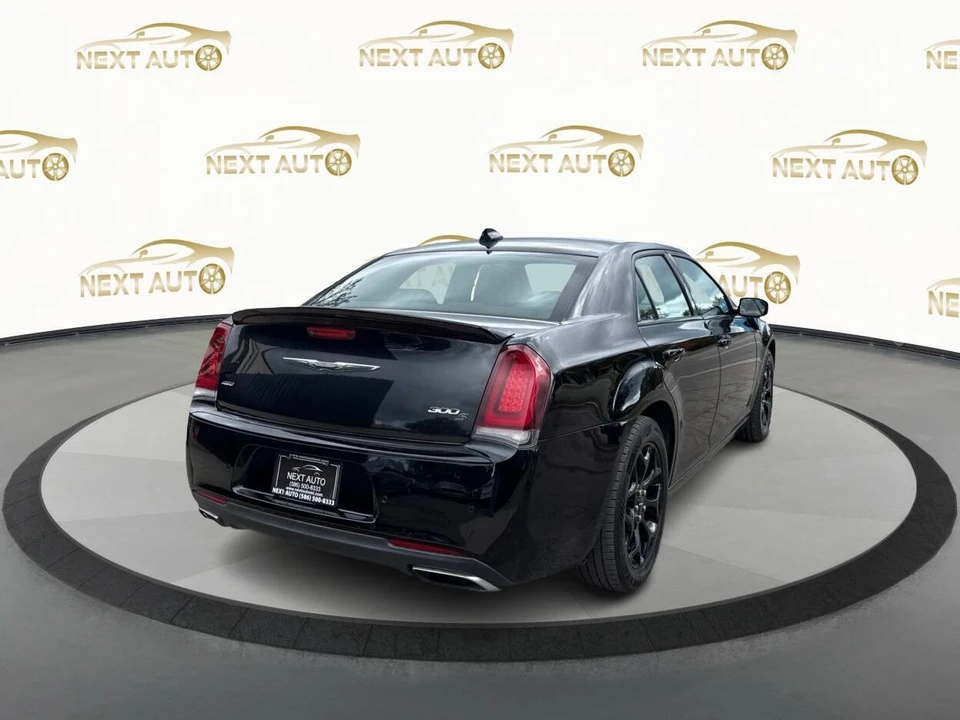 2015 Chrysler 300 (2005-2023) - Image 5 of 21