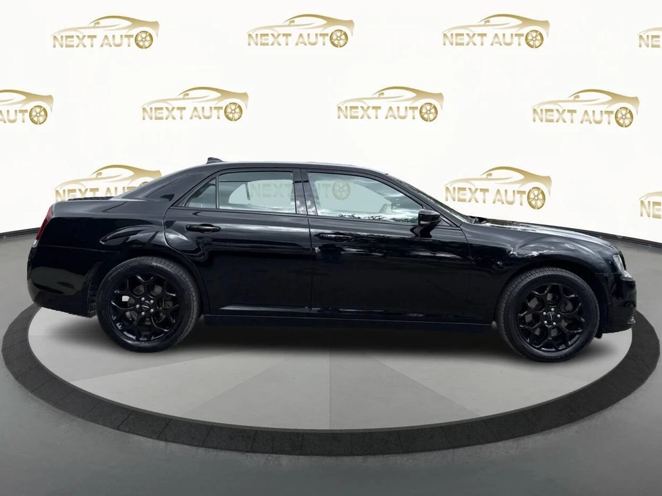 2015 Chrysler 300 (2005-2023) - Image 6 of 21