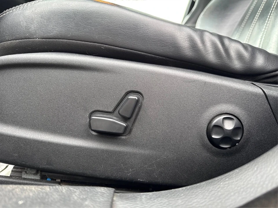 2015 Chrysler 300 (2005-2023) - Image 20 of 21