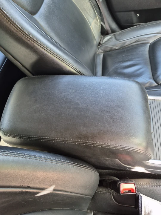 2015 Chrysler 300 (2005-2023) - Image 26 of 31