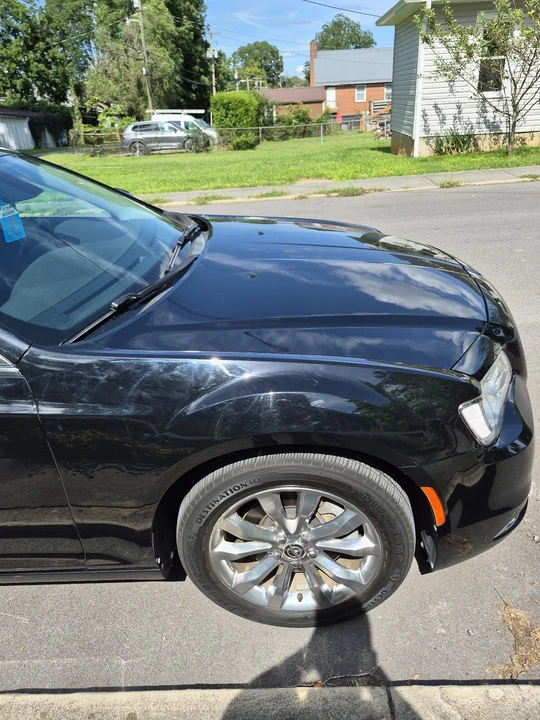 2015 Chrysler 300 (2005-2023) - Image 17 of 31