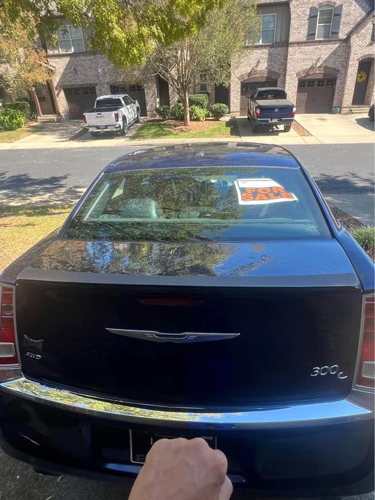 2015 Chrysler 300 (2005-2023) - Image 7 of 7