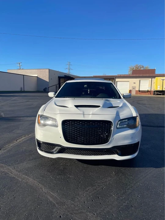 2015 Chrysler 300 (2005-2023) - Image 2 of 12