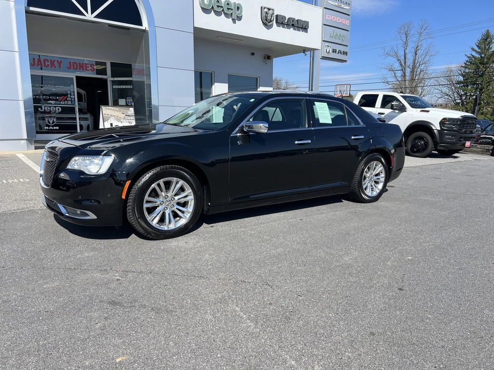 2015 Chrysler 300 (2005-2023) - Image 2 of 21