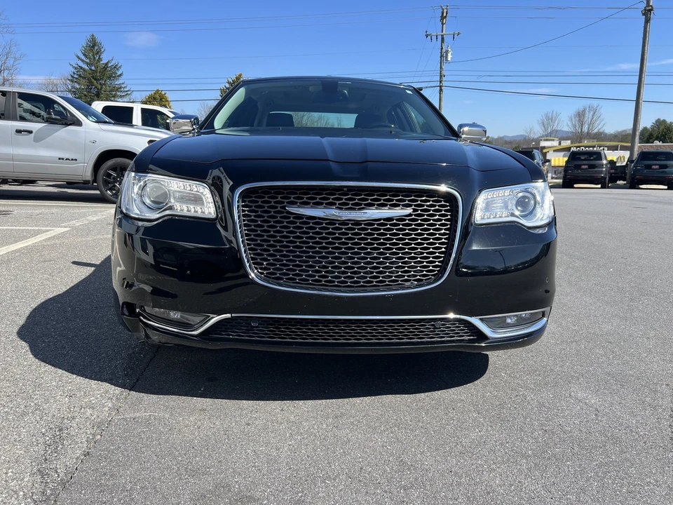2015 Chrysler 300 (2005-2023) - Image 5 of 21