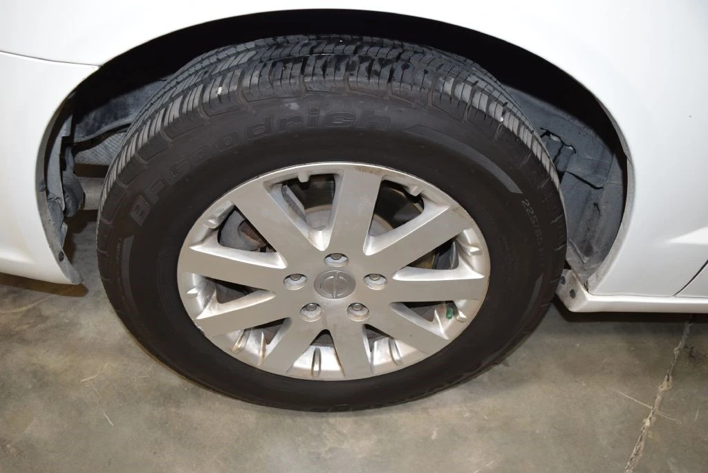2015 Chrysler Town & Country - Image 11 of 21