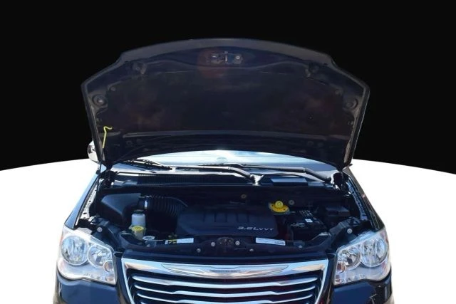2015 Chrysler Town & Country - Image 14 of 21