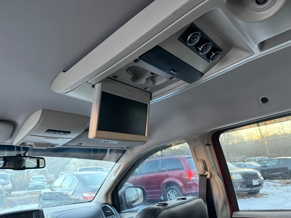 2015 Chrysler Town & Country - Image 11 of 20