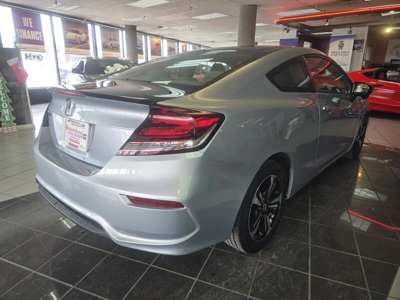 2015 Honda Civic 9th Gen - Image 4 of 4