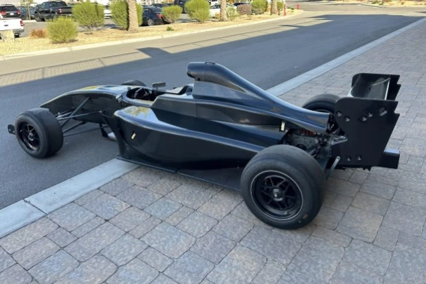 2015 Lotus Open-Wheel - Image 2 of 8