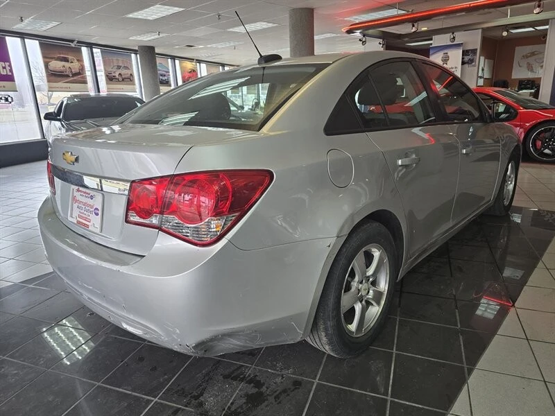 2015 Chevrolet Cruze - Image 4 of 4