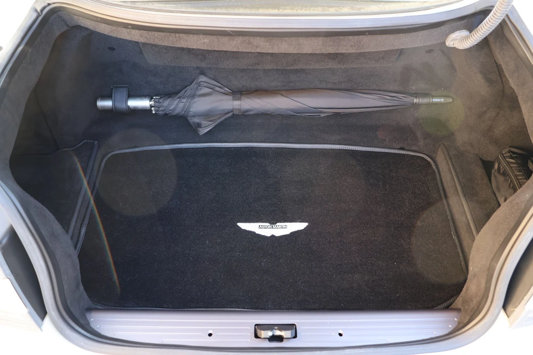 2015 Aston Martin DB9 - Image 17 of 22