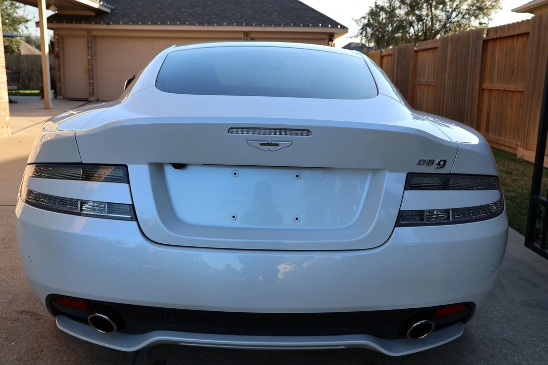 2015 Aston Martin DB9 - Image 21 of 22