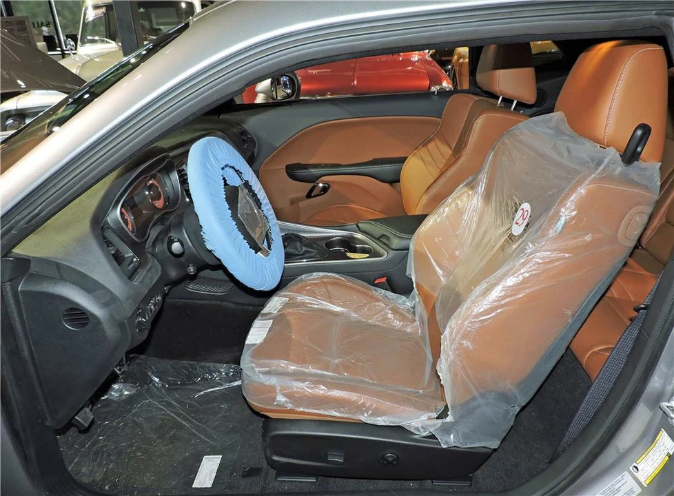2015 Dodge Challenger SRT Hellcat 3rd Gen - Image 4 of 5