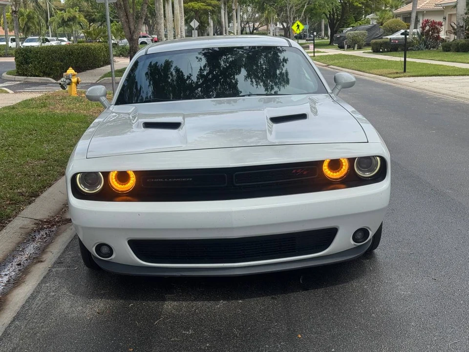 2015 Dodge Challenger 3rd Gen - Image 5 of 8