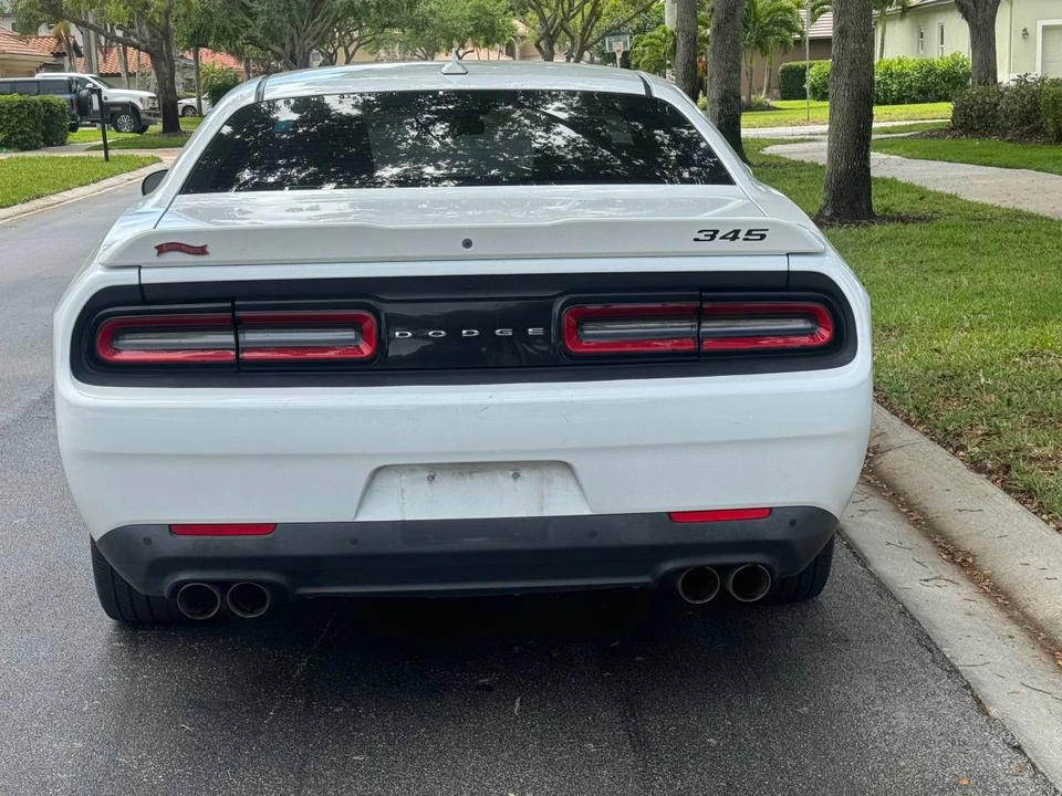 2015 Dodge Challenger 3rd Gen - Image 6 of 8