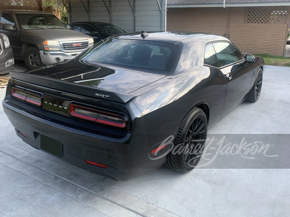 2015 Dodge Challenger SRT Hellcat 3rd Gen - Image 2 of 13