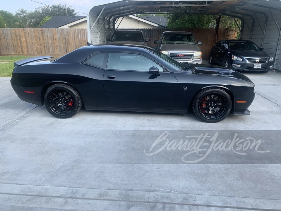 2015 Dodge Challenger SRT Hellcat 3rd Gen - Image 5 of 13