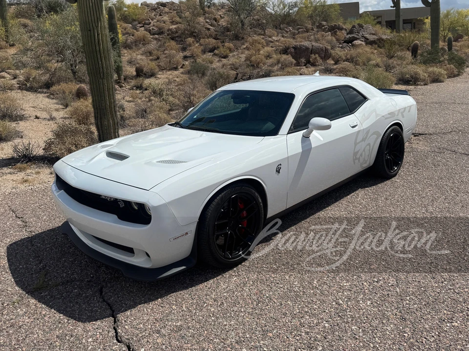 2015 Dodge Challenger SRT Hellcat 3rd Gen - Image 21 of 24