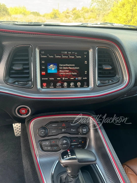 2015 Dodge Challenger SRT Hellcat 3rd Gen - Image 14 of 24