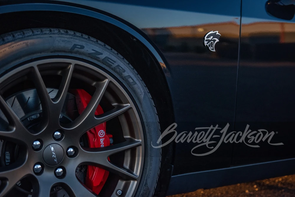 2015 Dodge Challenger SRT Hellcat 3rd Gen - Image 5 of 8