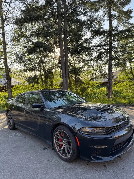 2015 Dodge Charger SRT Hellcat 7th Gen - Image 5 of 17