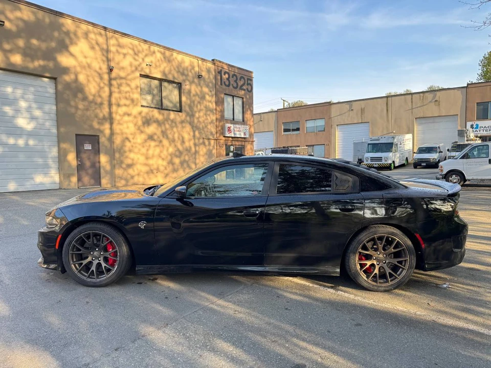 2015 Dodge Charger SRT Hellcat 7th Gen - Image 2 of 17