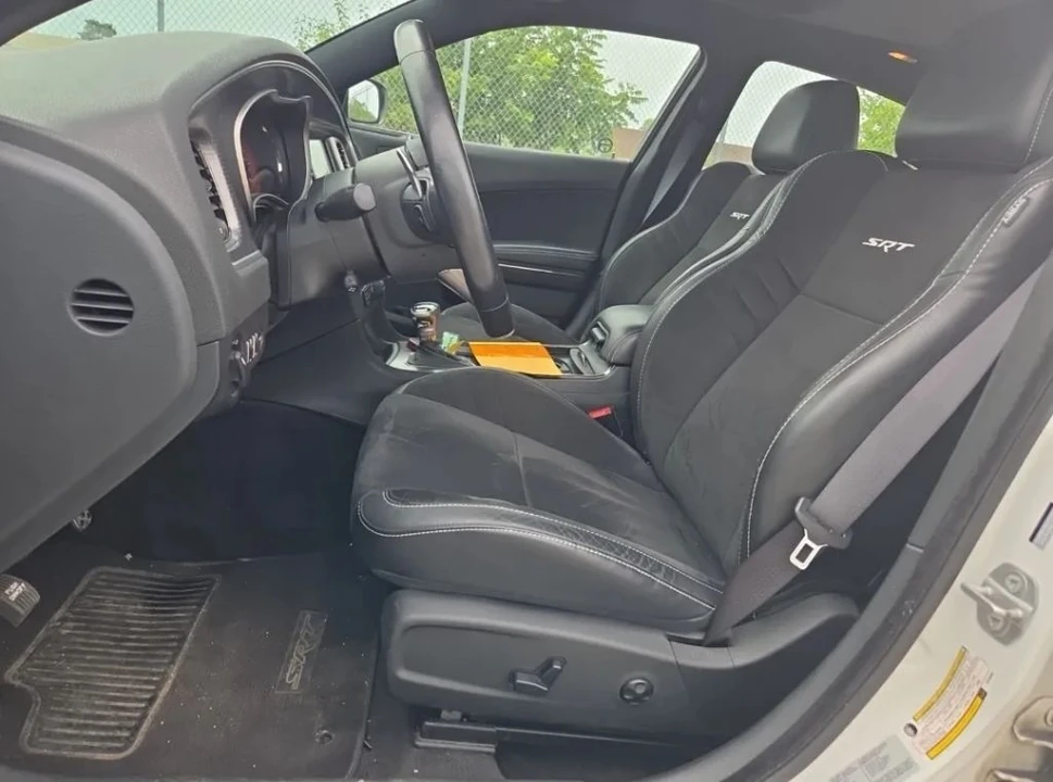 2015 Dodge Charger SRT Hellcat 7th Gen - Image 7 of 9