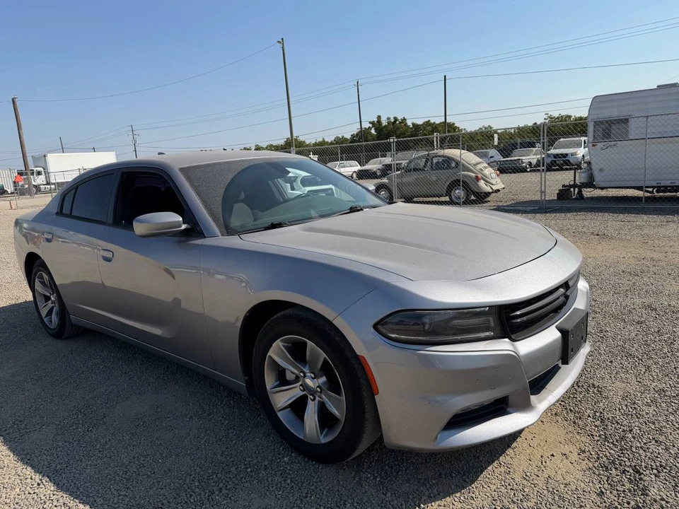 2015 Dodge Charger 7th Gen - Image 3 of 7