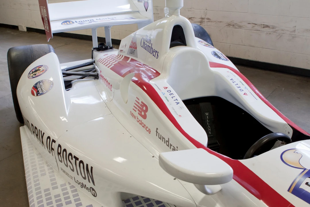 2015 Dallara - Image 13 of 18
