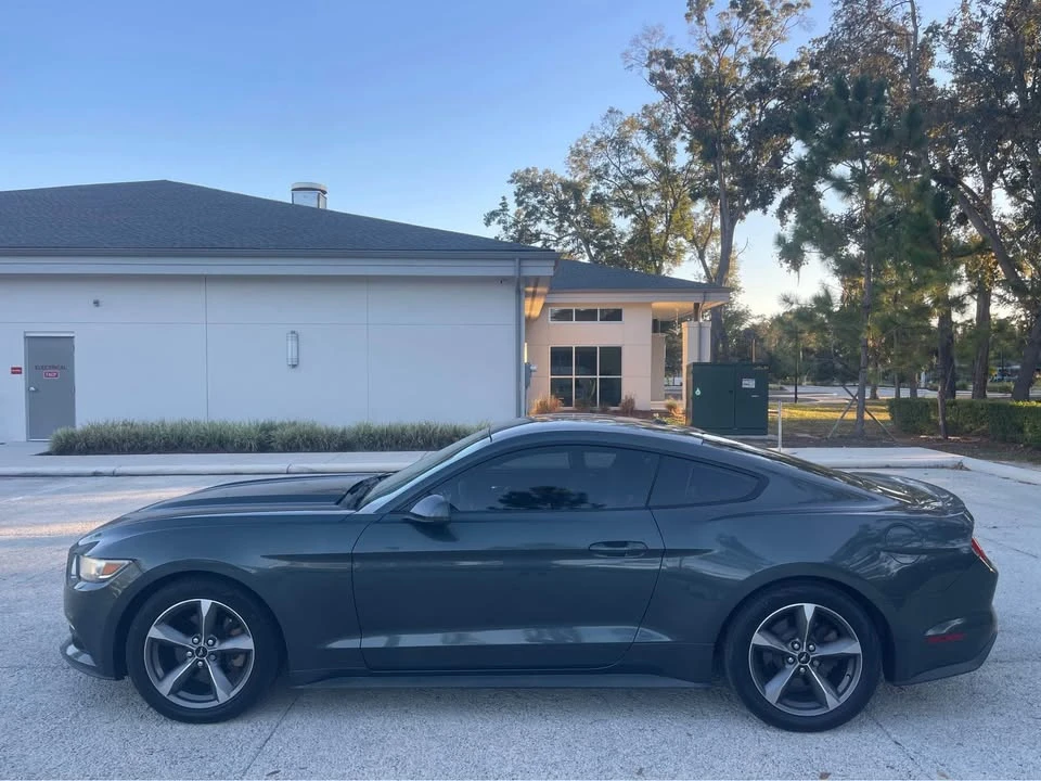 2015 Ford S550 Mustang - Image 2 of 10