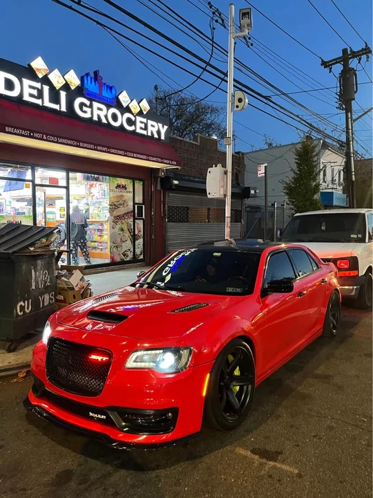 2015 Chrysler 300 (2005-2023) - Image 3 of 3