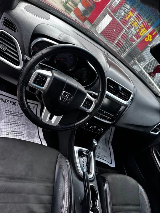 2015 Dodge Avenger Sedan - Image 7 of 11