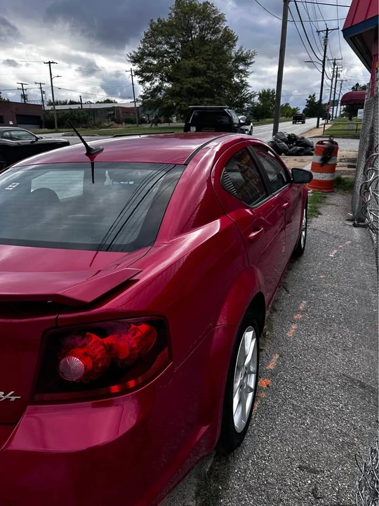 2015 Dodge Avenger Sedan - Image 3 of 11