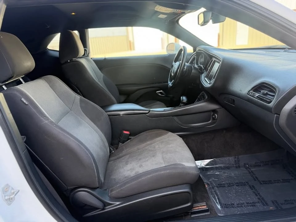 2015 Dodge Challenger 3rd Gen - Image 12 of 13
