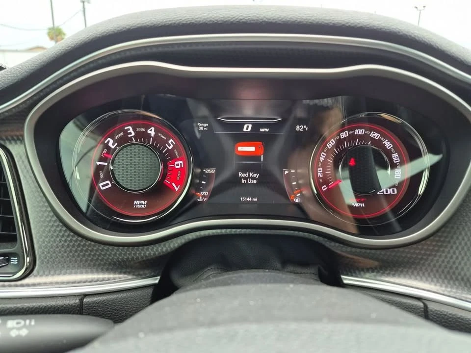 2015 Dodge Challenger SRT Hellcat 3rd Gen - Image 11 of 20