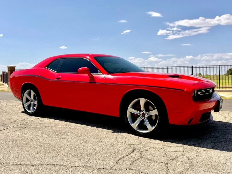 2015 Dodge Challenger 3rd Gen - Image 9 of 16