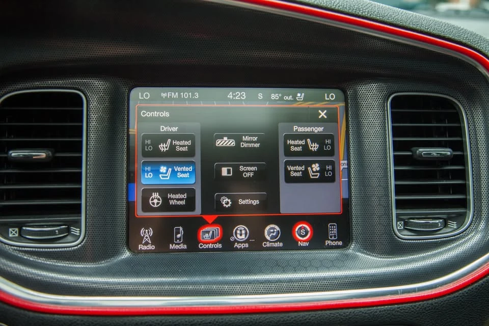 2015 Dodge Charger 7th Gen - Image 13 of 18