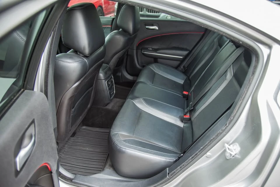 2015 Dodge Charger 7th Gen - Image 16 of 18