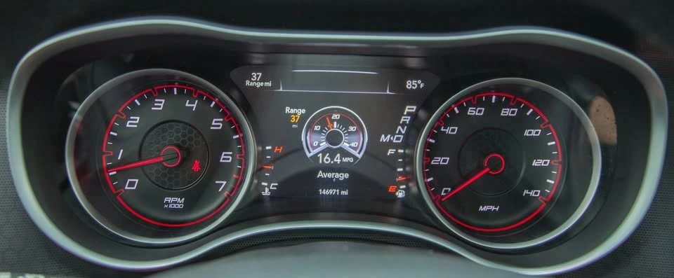 2015 Dodge Charger 7th Gen - Image 15 of 18