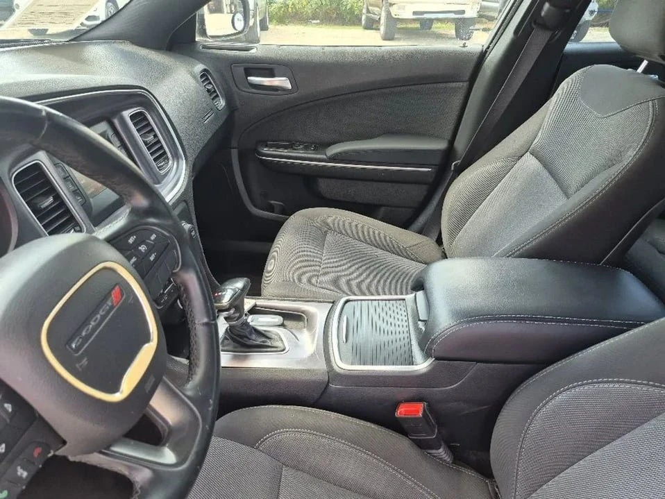 2015 Dodge Charger 7th Gen - Image 14 of 20