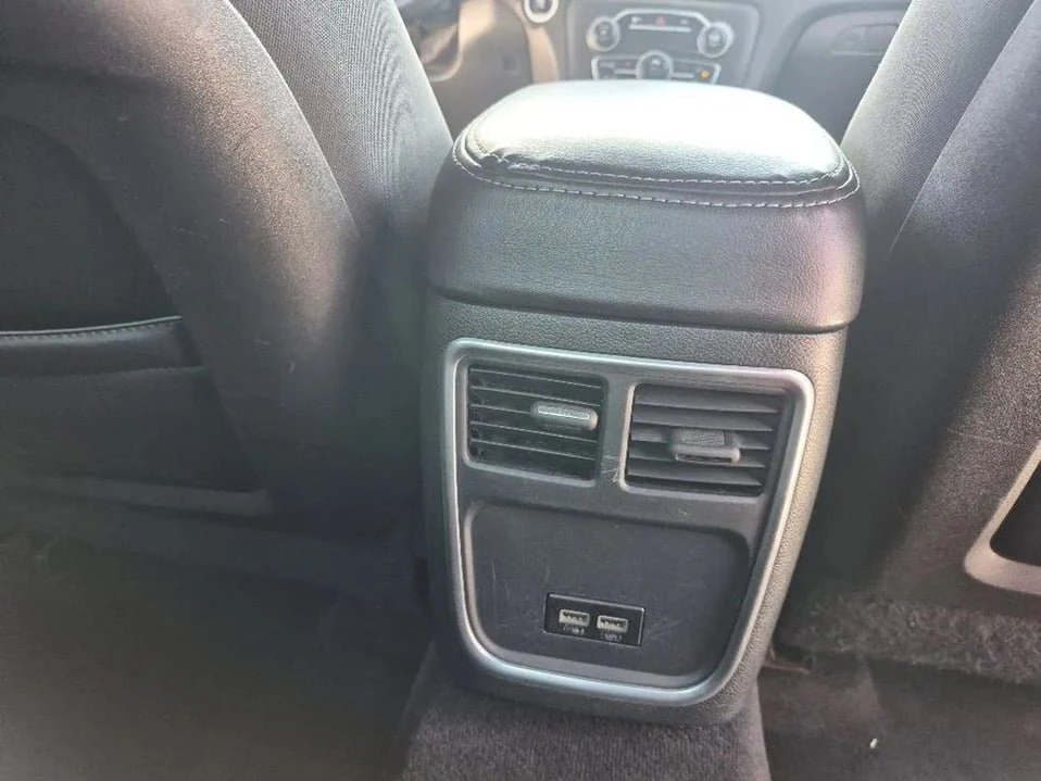 2015 Dodge Charger 7th Gen - Image 19 of 20