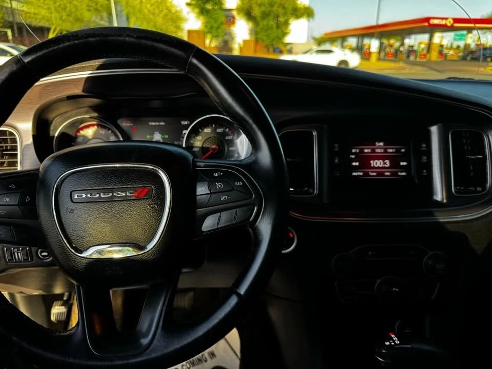 2015 Dodge Charger 7th Gen - Image 5 of 8