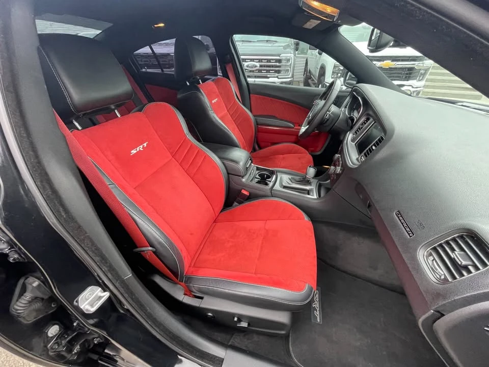 2015 Dodge Charger SRT Hellcat 7th Gen - Image 9 of 18