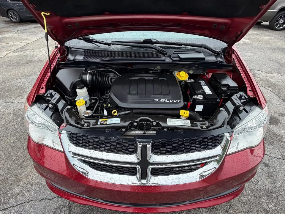 2015 Dodge Caravan - Image 19 of 20
