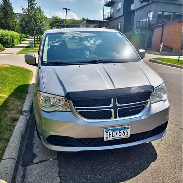 2015 Dodge Caravan SXT Minivan 4D
