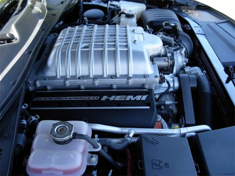 2015 Dodge Challenger 3rd Gen - Image 24 of 25
