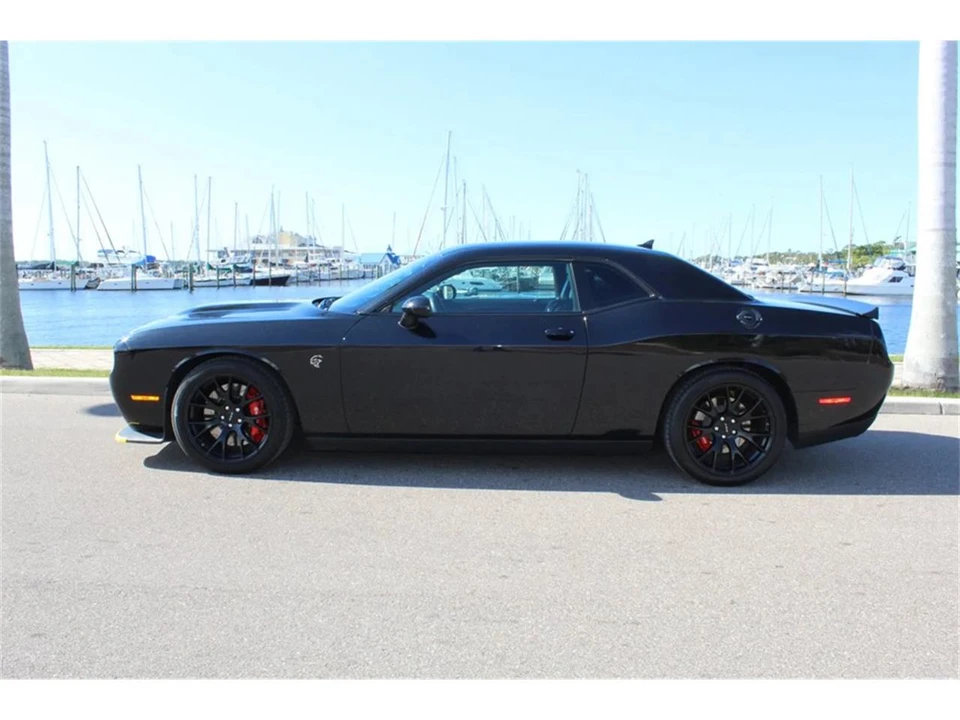 2015 Dodge Challenger 3rd Gen - Image 4 of 25