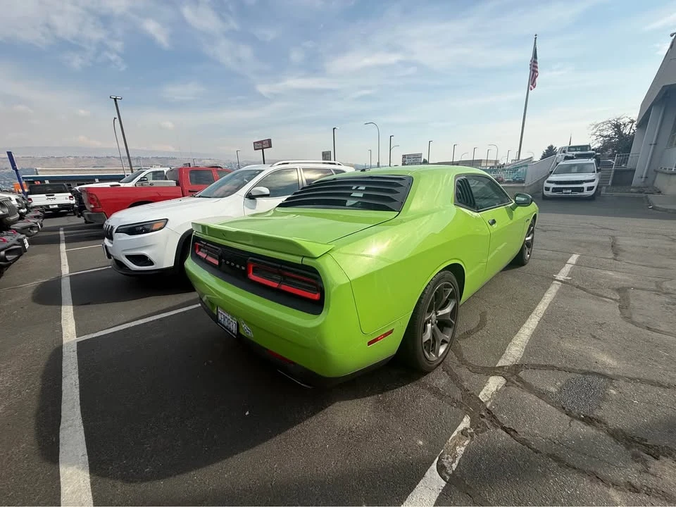 2015 Dodge Challenger 3rd Gen - Image 4 of 5